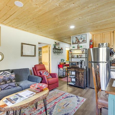 Ski-In Red River Retreat Balcony, Mountain Views! Екстериор снимка